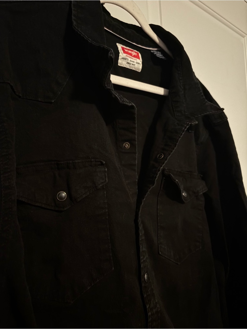Wrangler Black Shirt Jacket with Red Logo Patch - Picture 3 of 4